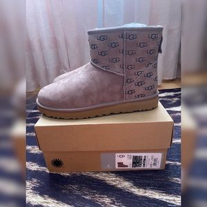 UGG Women Classic